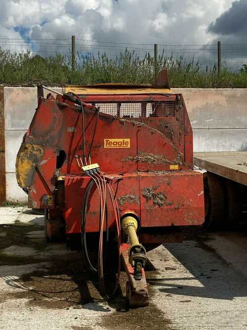 Teagle Tomahawk 9090 straw chopper