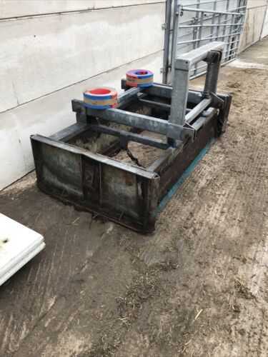 Yard Scraper/ Maxiscrape/ Slurry Equipment