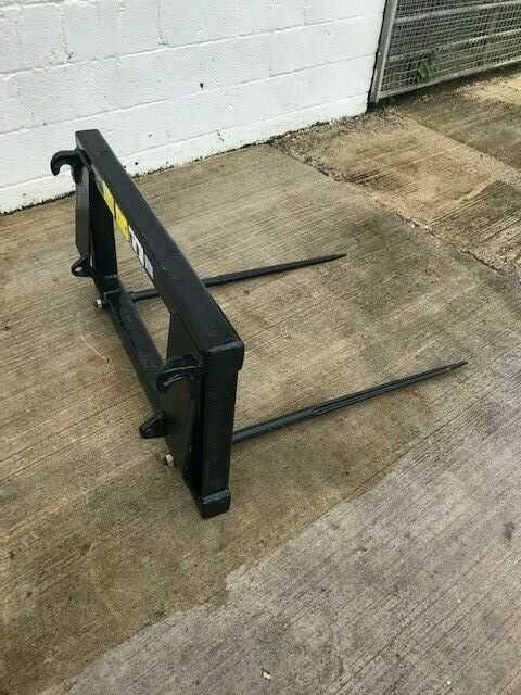 New Twin Bale Spike / bag lift . Tractor Loader Euro eight brackets.  Good value