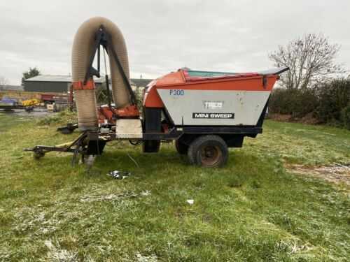 Trilo SG 450 Sweeper Leaf Collector