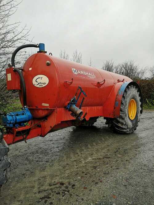 Marshall slurry tanker muck spreader slurry tanker tractor tractors machinery