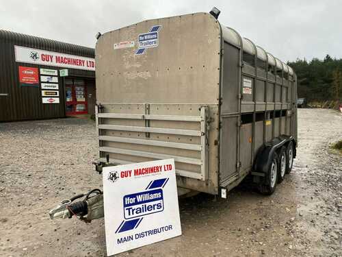 Ifor Williams TA510 14ft Livestock Trailer.