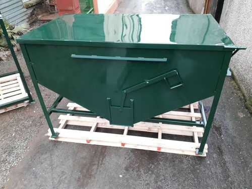 LARGE GRAIN MEAL BIN WITH LID AND CONTROL HANDLE