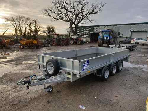 ifor williams trailer tri axle 14ft by 6ft,6 with sides