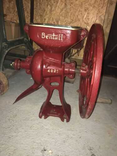 Vintage Bentall No 1 Mill hand cranked Grinding Mill