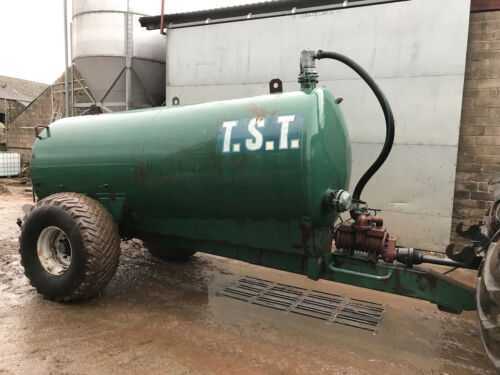 Slurry Vaccum Tanker Muck Dust Surpession Tractor