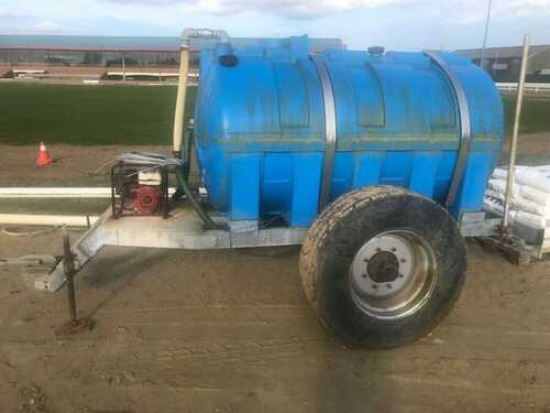 Water bowser with 2250 litre tank, Honda engine water pump.