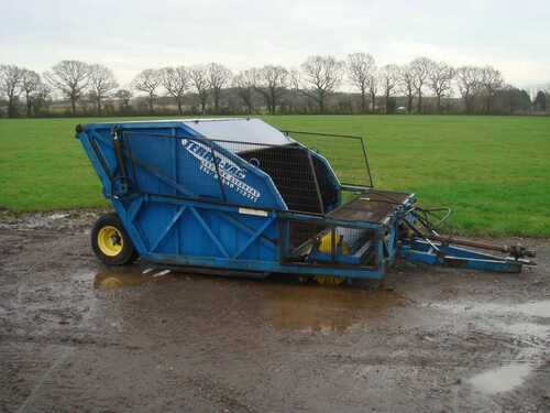 Paddock/Field Sweeper Tractor Driven With High Lift Empting