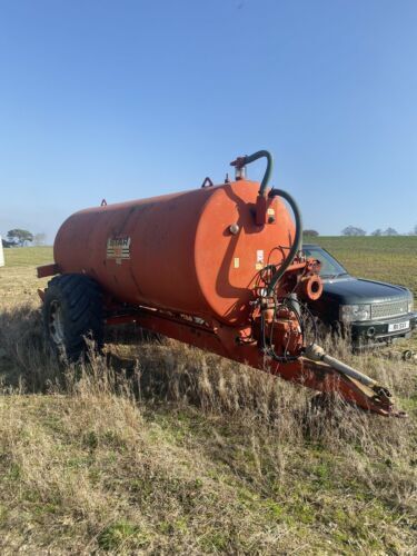 Slurry Tanker 2000 Gallon