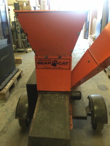 Bearcat Towable Wood Chipper Pre Owned