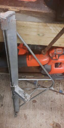 Fence wire puller Clamp