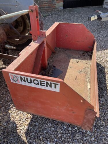 Nugent Tractor Link transport Box 5ft X 2.5 ft