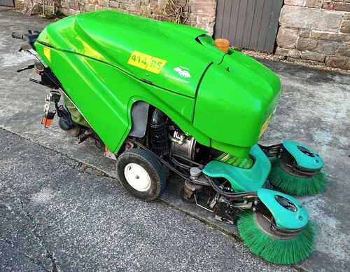 Green Machine 414 RS - Diesel - Pedestrian Road Sweeper - Sit on and Walk Behind