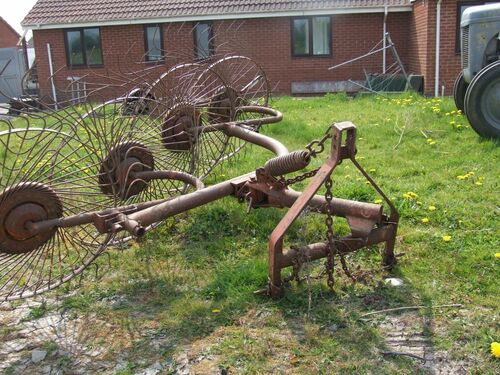 Rotary Rake/Hay Tedder attachment