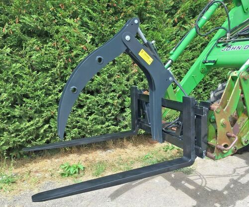 LOG GRAB TO FIT PALLET FORKS, tractor loader, forklift. 525 + VAT ( 630 )